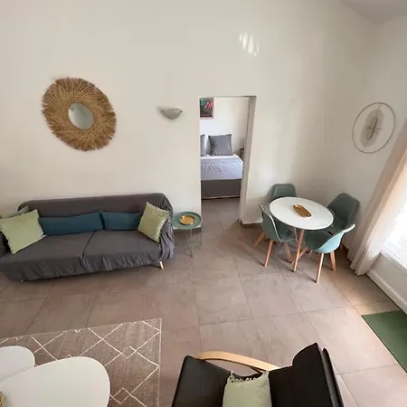 Les Mimosas Spa-jacuzzi Βίλα *