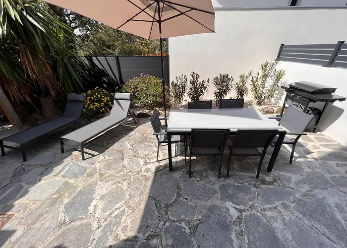 Les Mimosas Spa-jacuzzi Villa *